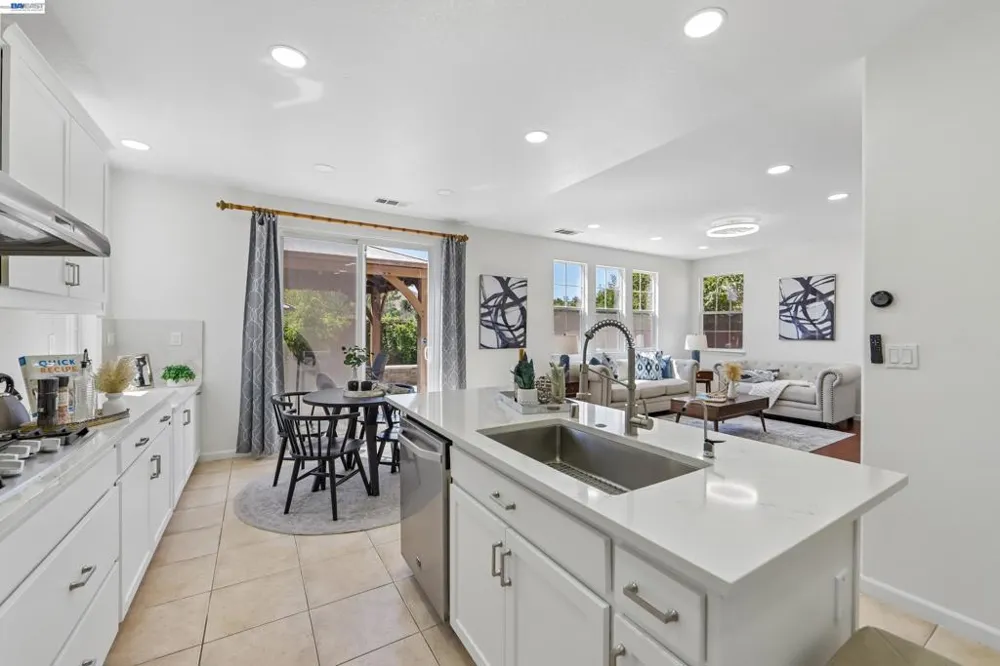 2312 Jasper Hill Dr San Ramon, CA 94582