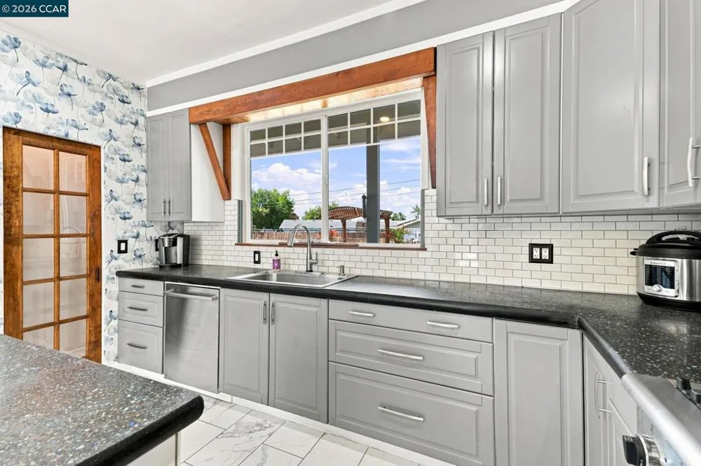 1704 Denkinger Rd. Concord, CA 94521