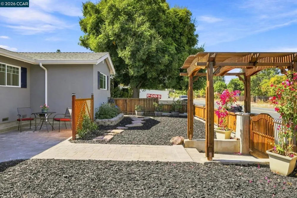 1704 Denkinger Rd. Concord, CA 94521