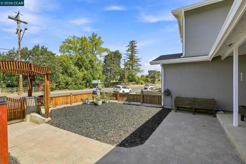 1704 Denkinger Rd. Concord, CA 94521