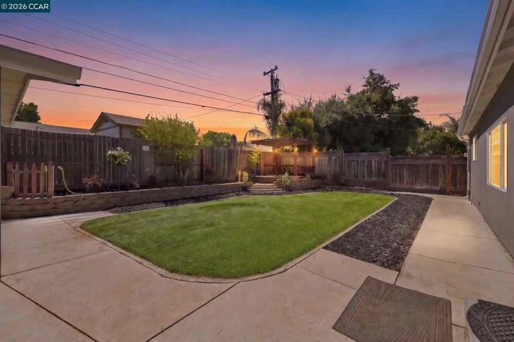 1704 Denkinger Rd. Concord, CA 94521