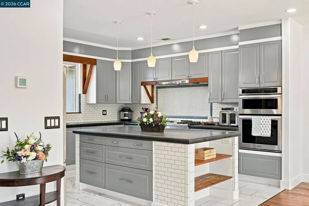 1704 Denkinger Rd. Concord, CA 94521
