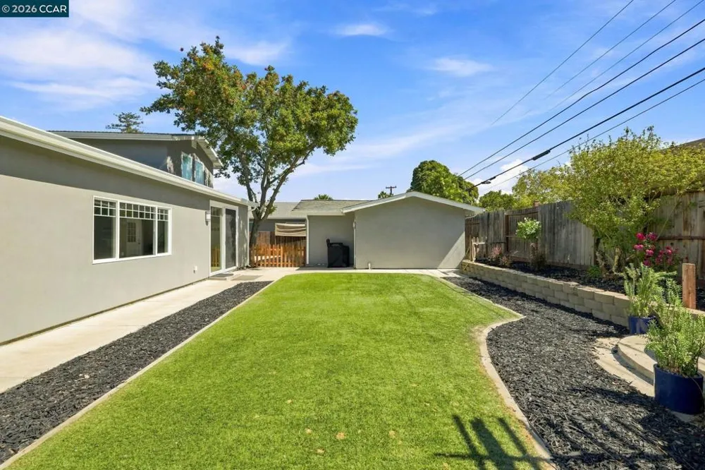 1704 Denkinger Rd. Concord, CA 94521