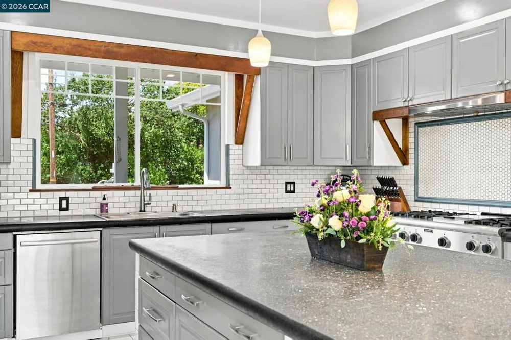 1704 Denkinger Rd. Concord, CA 94521