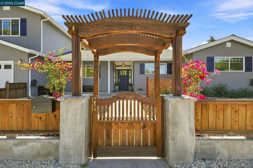 1704 Denkinger Rd. Concord, CA 94521