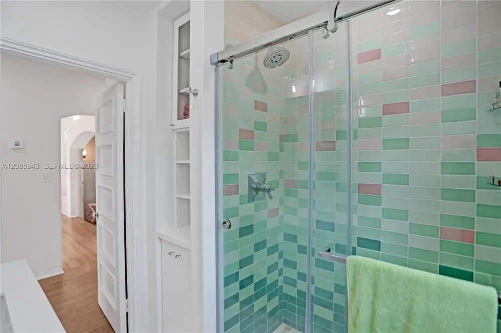 2214 Segovia Cir Coral Gables, FL 33134