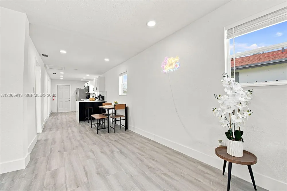 7026 NW 21st Ave Miami, FL 33147