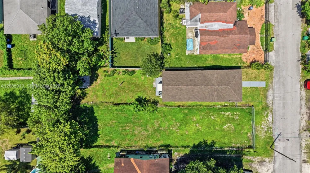 7026 NW 21st Ave Miami, FL 33147
