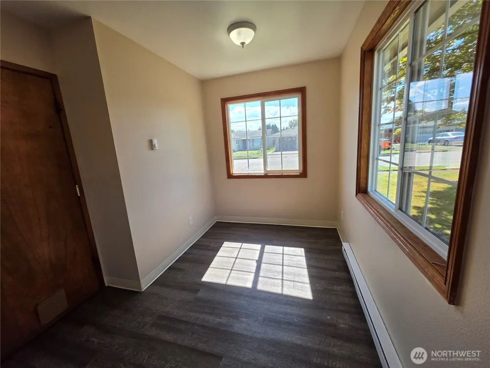 3382 Nebraska Street Longview, WA 98632