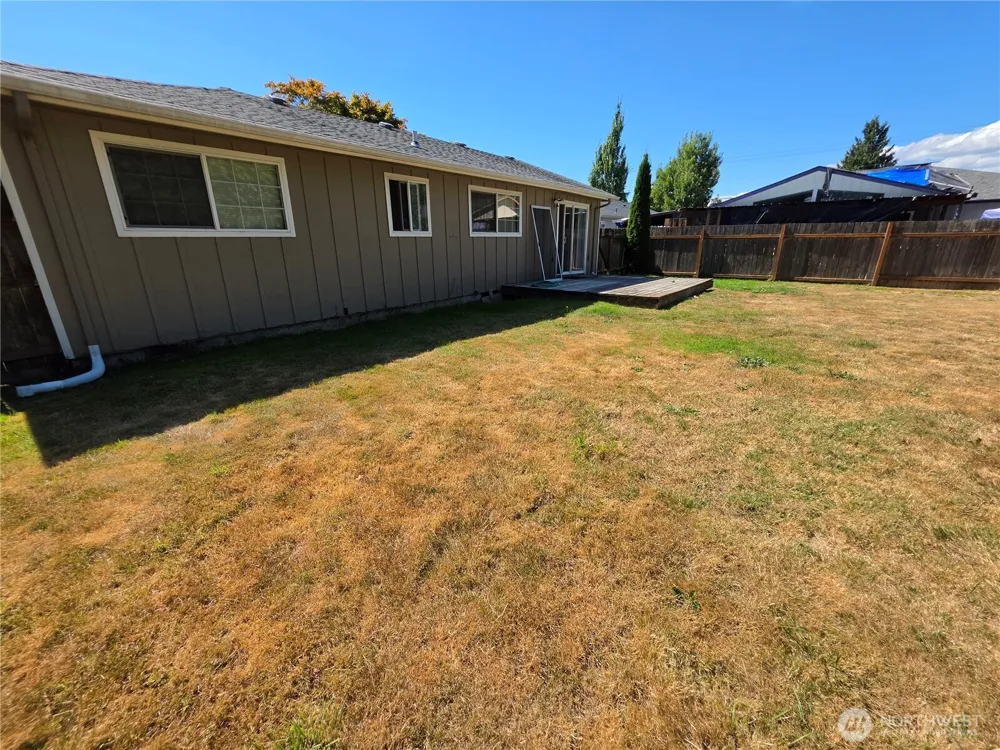 3382 Nebraska Street Longview, WA 98632