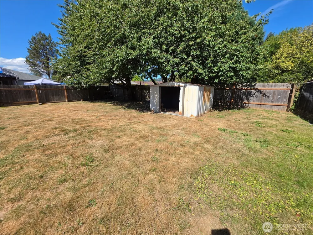 3382 Nebraska Street Longview, WA 98632