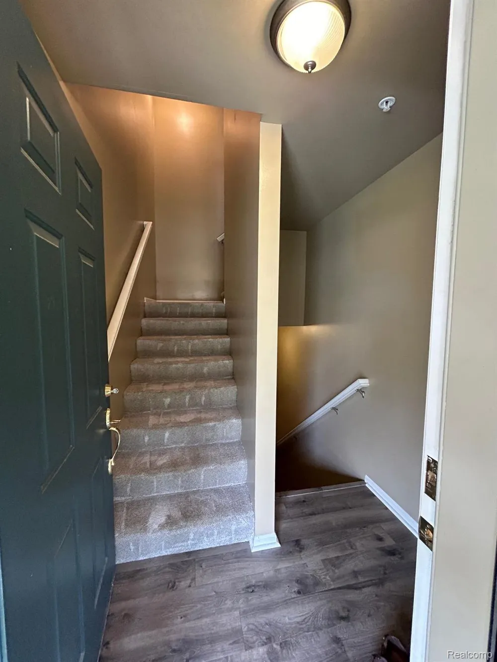 129 E BAY DRIVE Walled Lake City, MI 48390