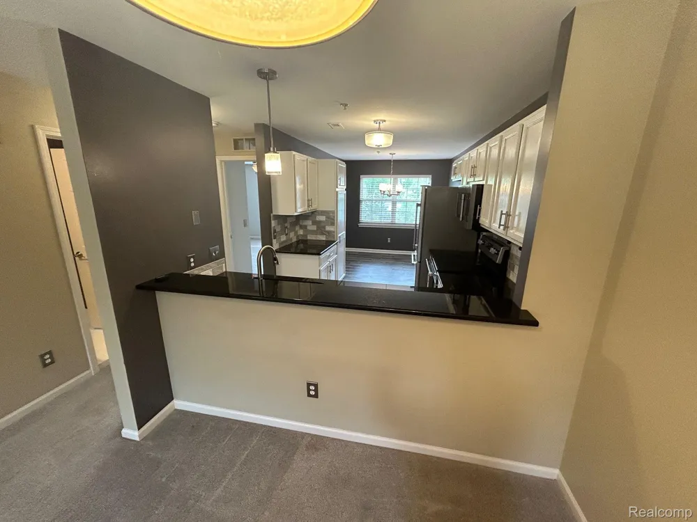 129 E BAY DRIVE Walled Lake City, MI 48390