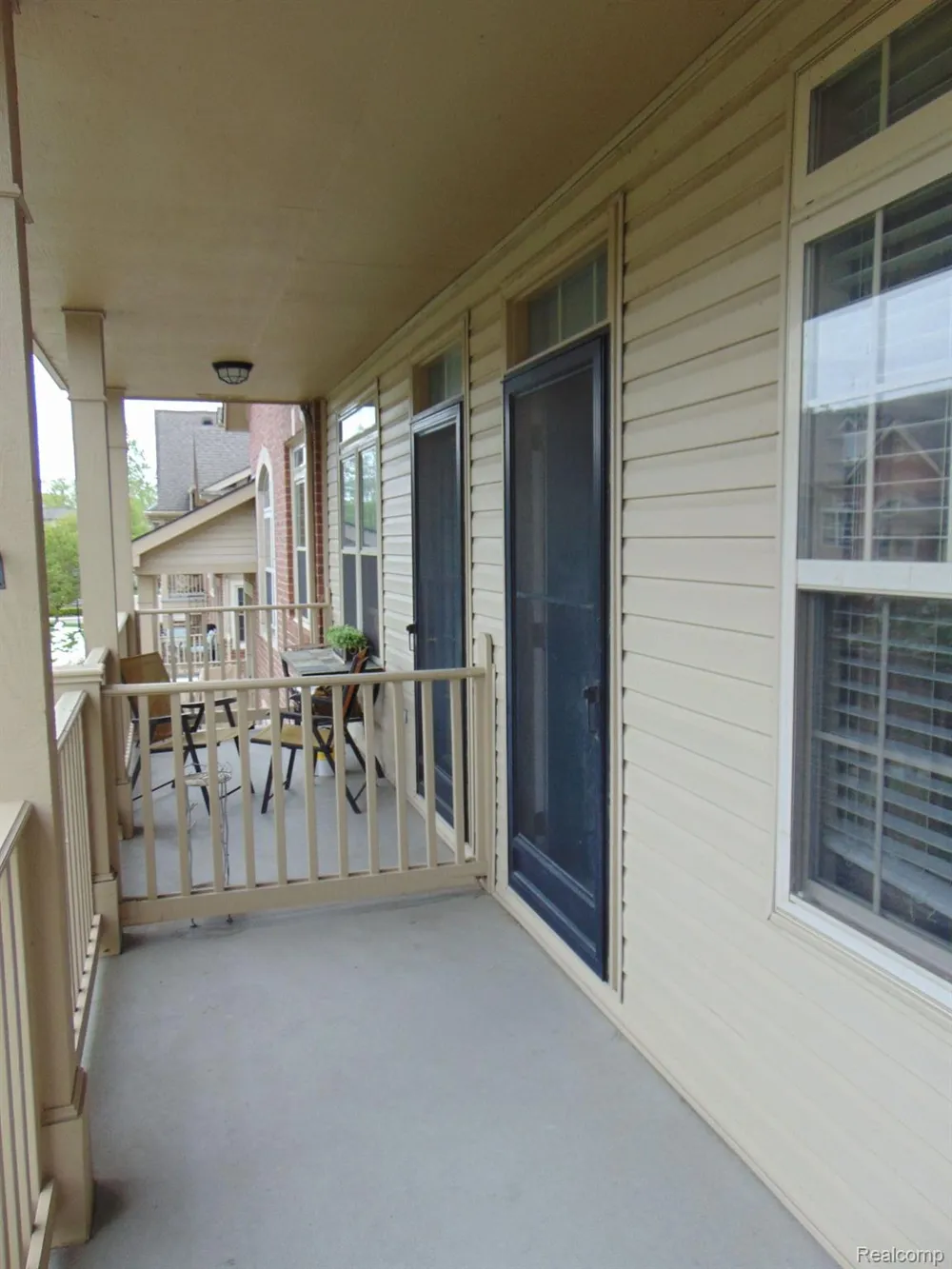 129 E BAY DRIVE Walled Lake City, MI 48390
