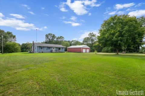 7011 W Bricker