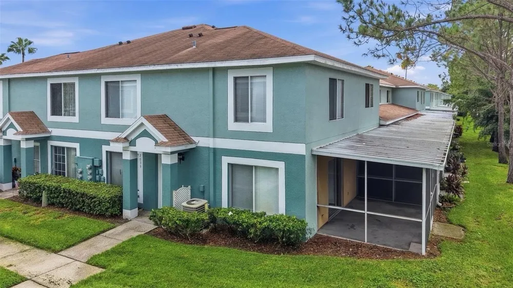 2039 FLUORSHIRE DRIVE Brandon, FL 33511