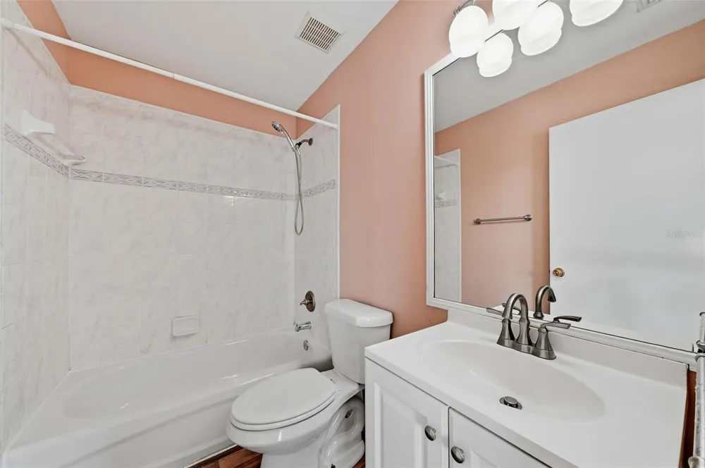 2039 FLUORSHIRE DRIVE Brandon, FL 33511