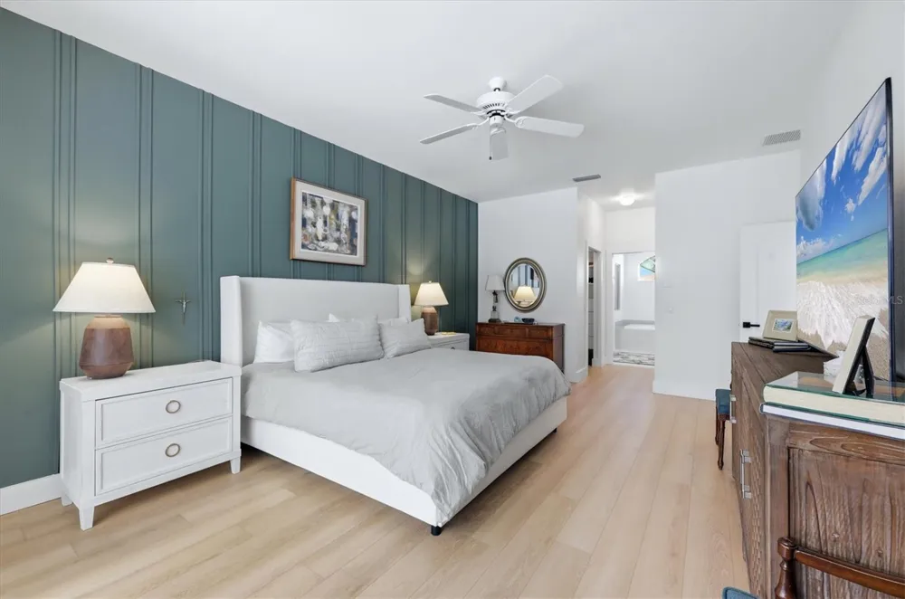 8857 HAVENRIDGE DRIVE Sarasota, FL 34238