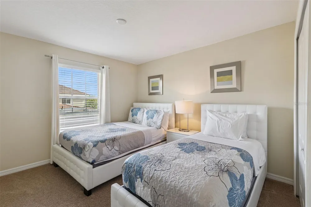 8957 SUGAR PALM ROAD Kissimmee, FL 34747