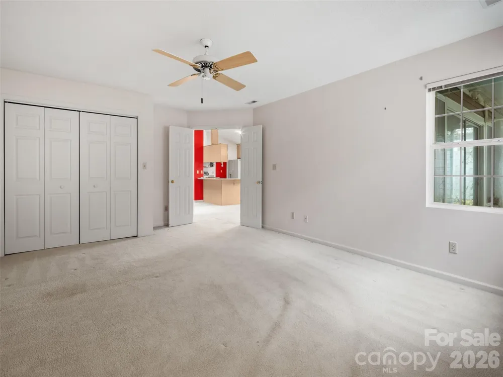 21 Heather Way Candler, NC 28715