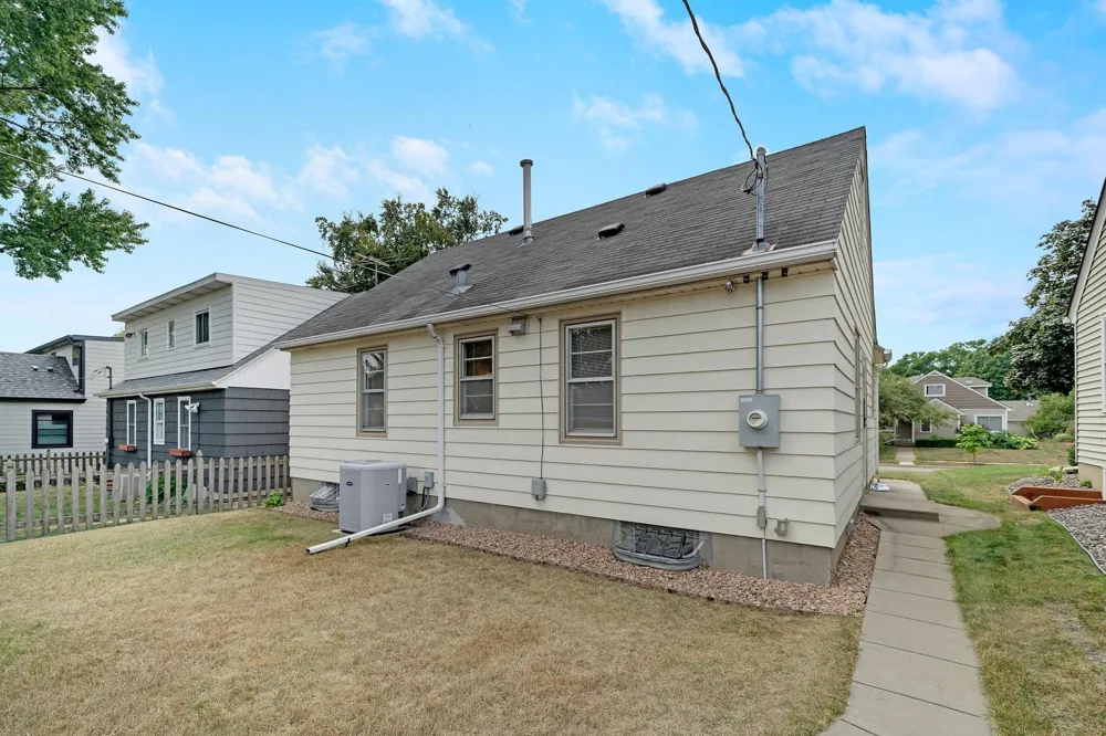 5741 James Avenue S Minneapolis, MN 55419