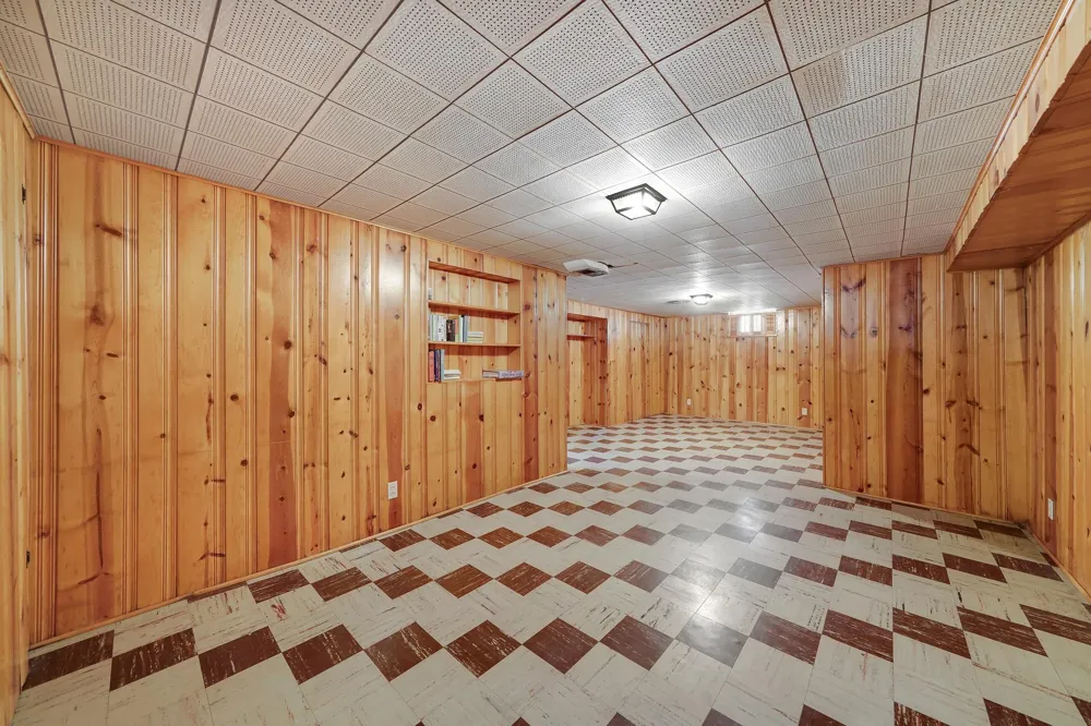 5741 James Avenue S Minneapolis, MN 55419