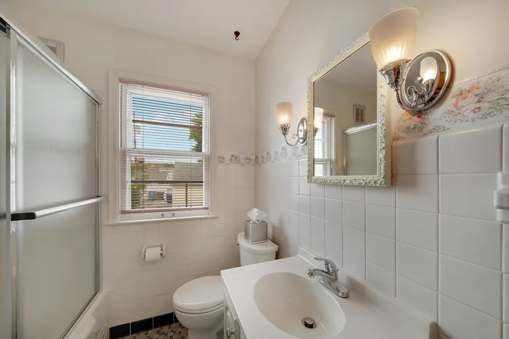 5741 James Avenue S Minneapolis, MN 55419