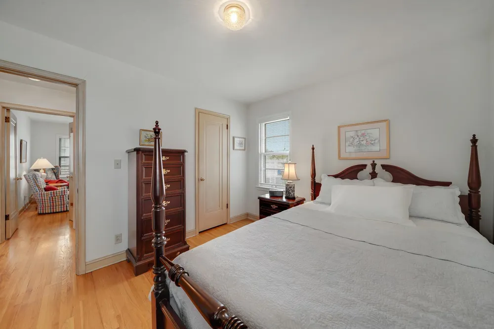 5741 James Avenue S Minneapolis, MN 55419