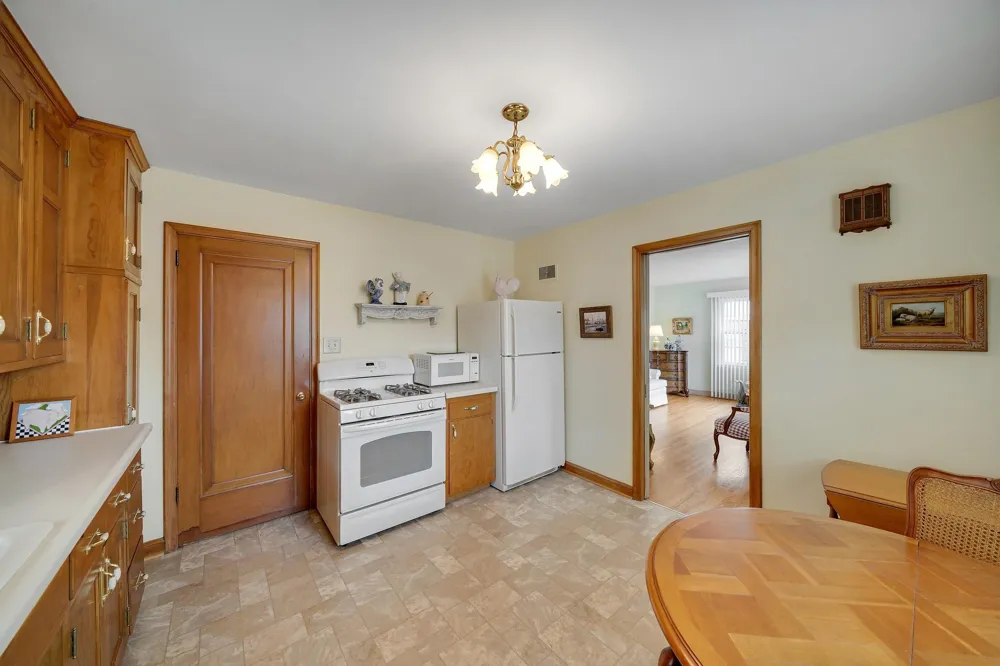 5741 James Avenue S Minneapolis, MN 55419