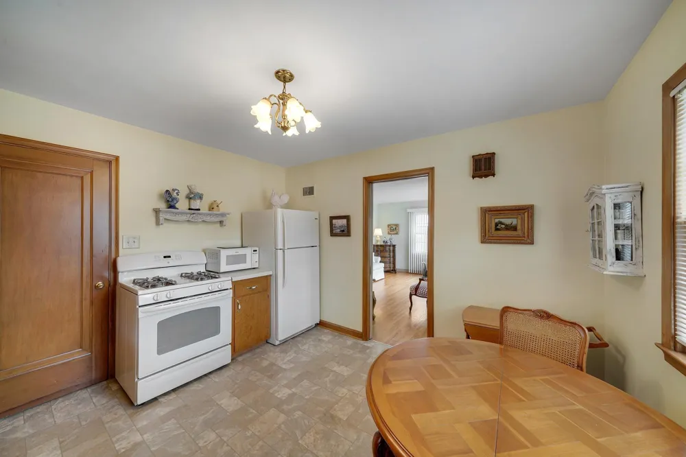 5741 James Avenue S Minneapolis, MN 55419