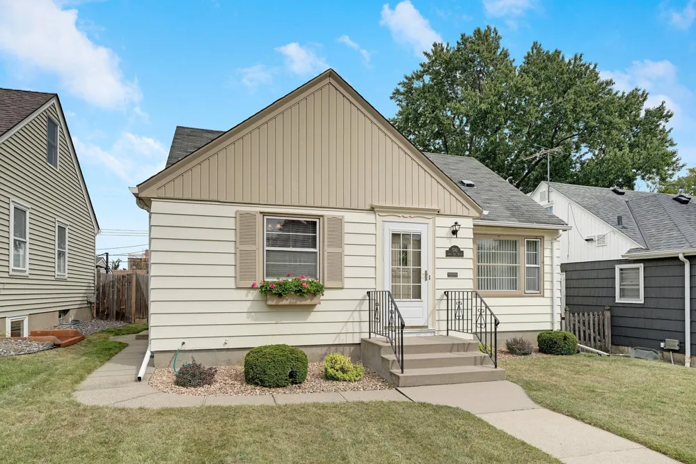 5741 James Avenue S Minneapolis, MN 55419