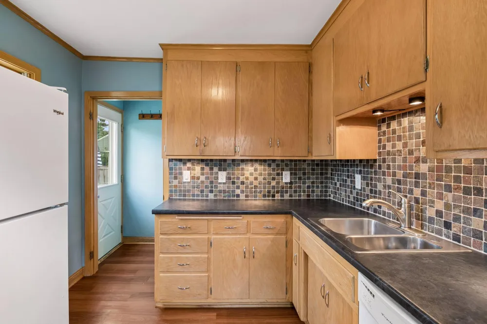 5912 10th Avenue S Minneapolis, MN 55417