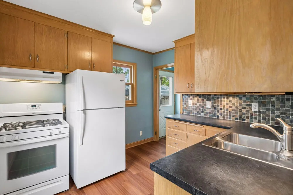 5912 10th Avenue S Minneapolis, MN 55417