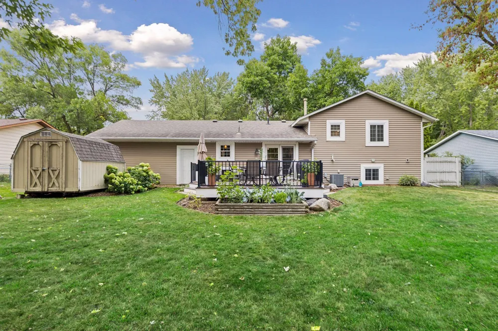 10735 102nd Avenue Maple Grove, MN 55369