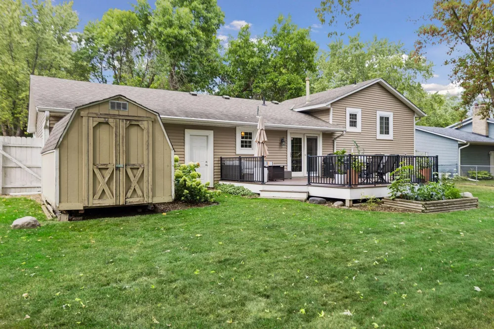 10735 102nd Avenue Maple Grove, MN 55369