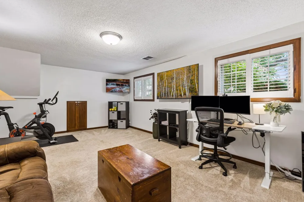 10735 102nd Avenue Maple Grove, MN 55369