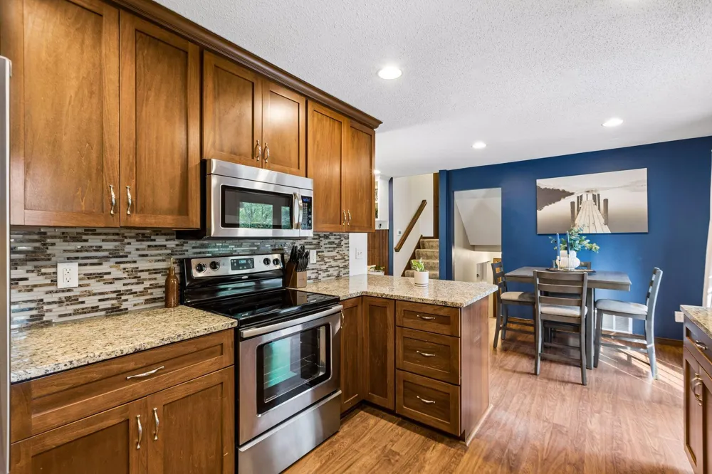 10735 102nd Avenue Maple Grove, MN 55369