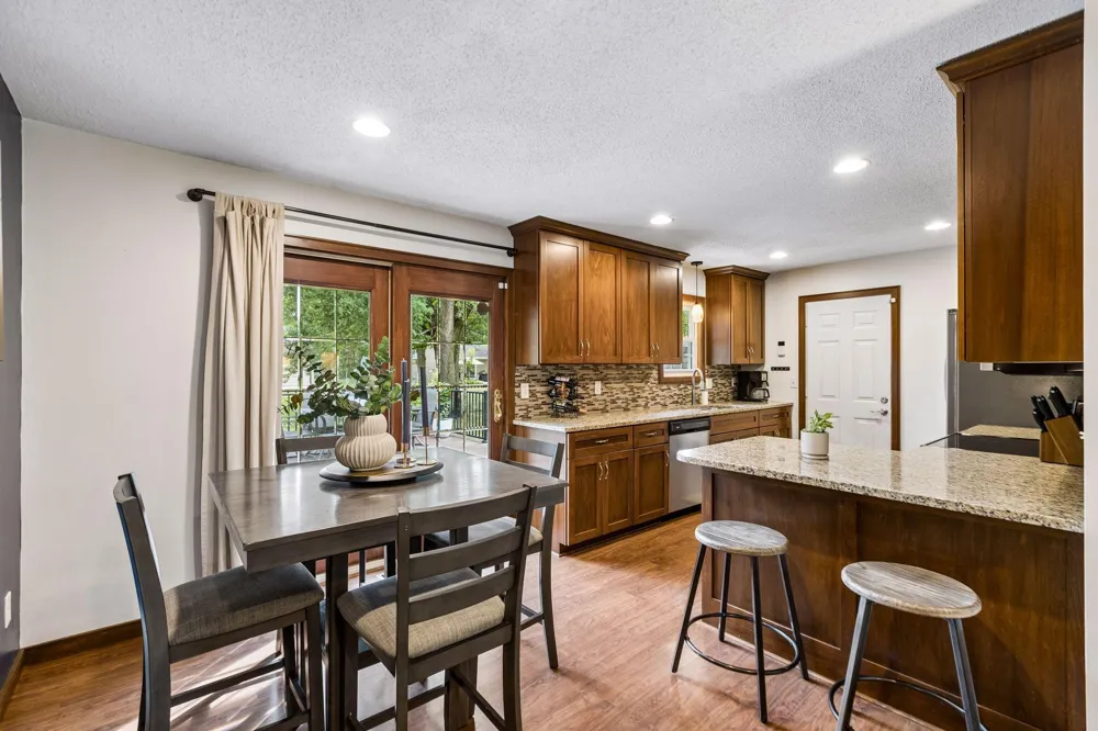10735 102nd Avenue Maple Grove, MN 55369