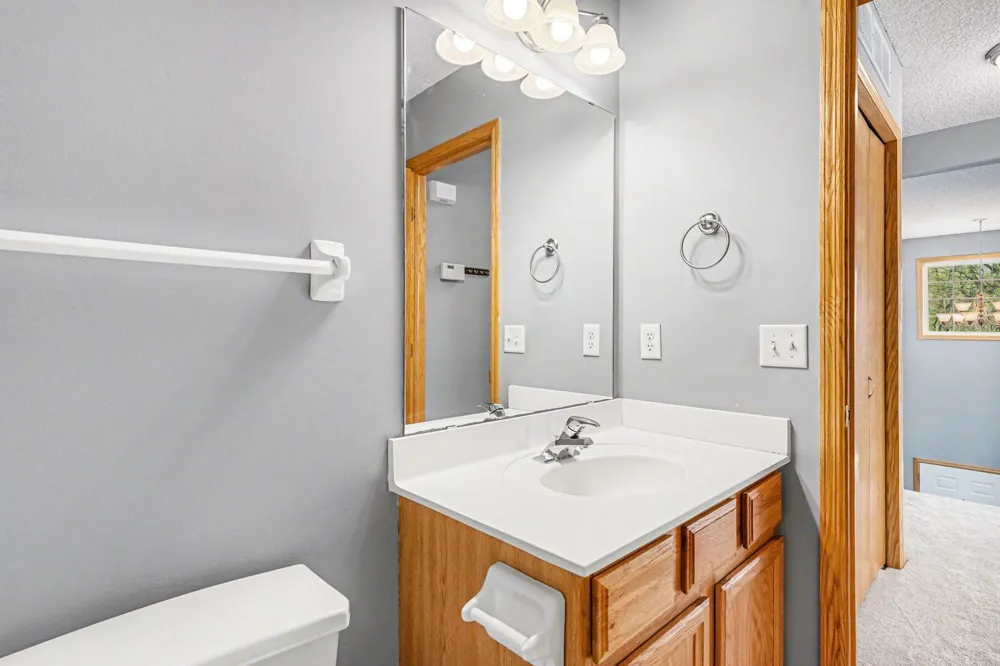 13900 Glendale Trail Savage, MN 55378