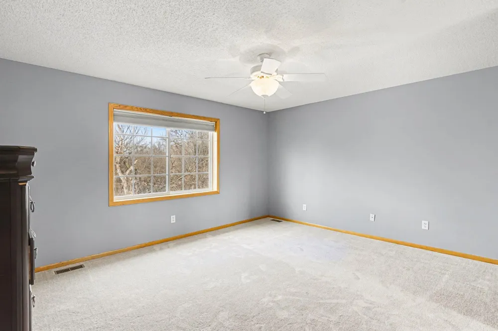 13900 Glendale Trail Savage, MN 55378