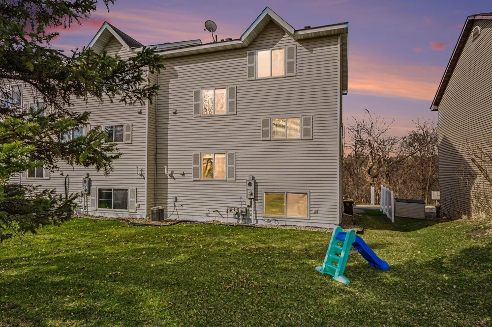 13900 Glendale Trail Savage, MN 55378