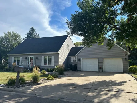 1204 Horizon Drive