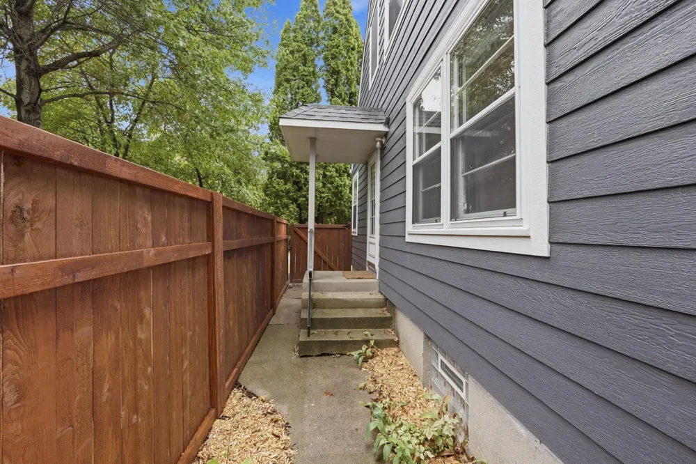 313 Vincent Avenue Minneapolis, MN 55405
