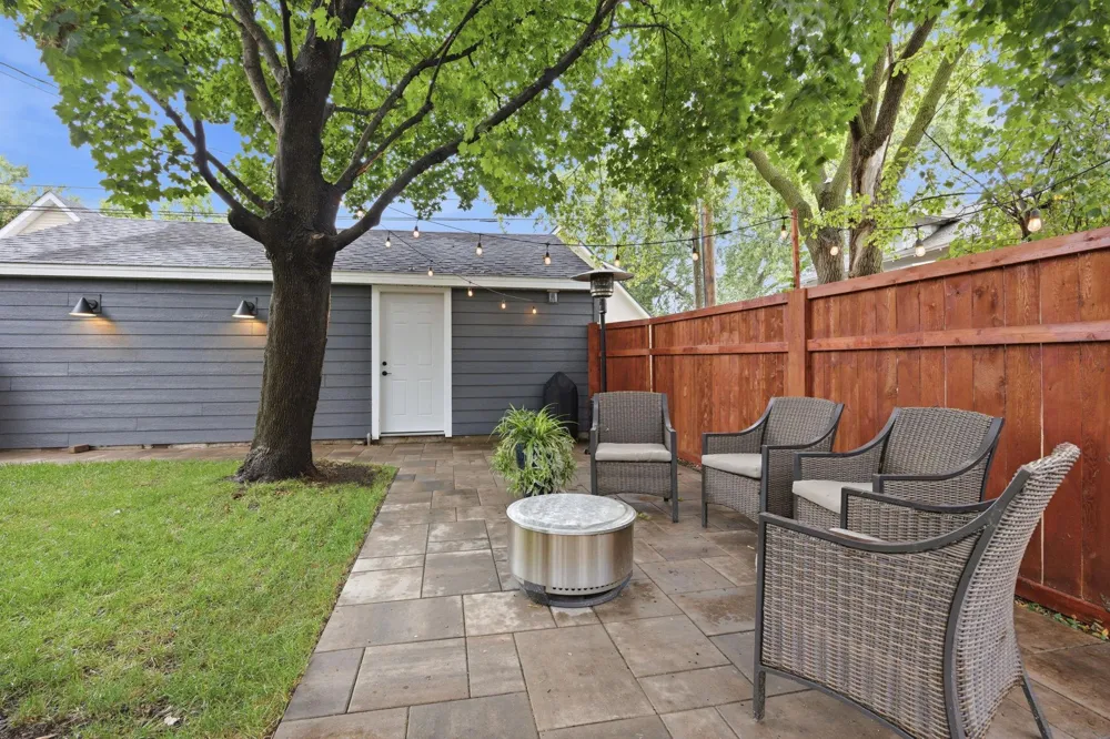 313 Vincent Avenue Minneapolis, MN 55405