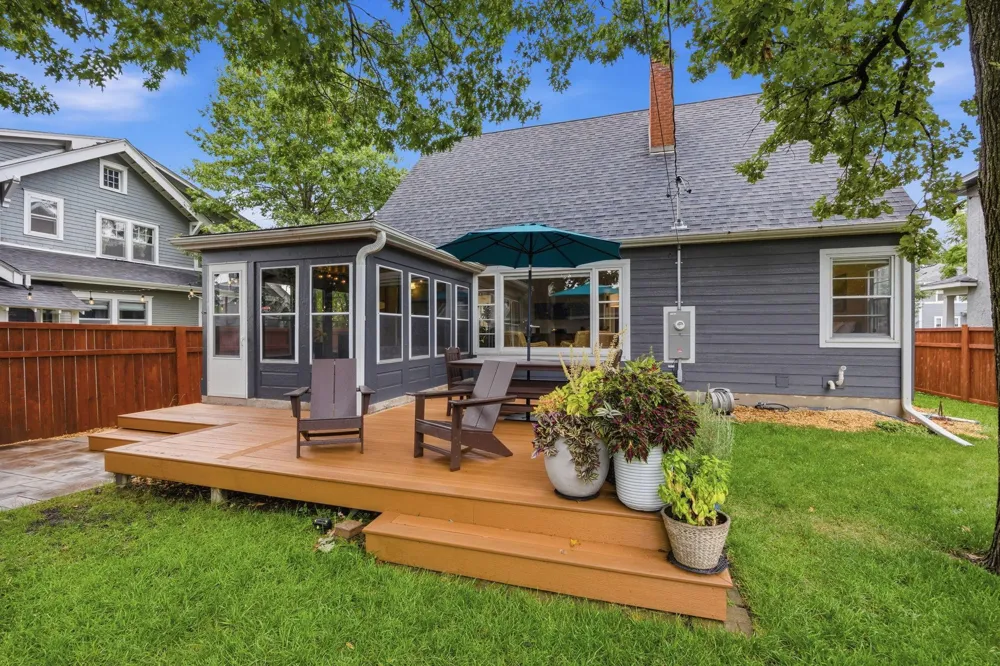 313 Vincent Avenue Minneapolis, MN 55405