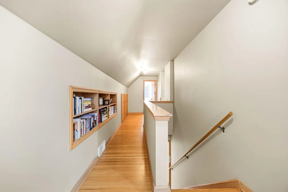 313 Vincent Avenue Minneapolis, MN 55405