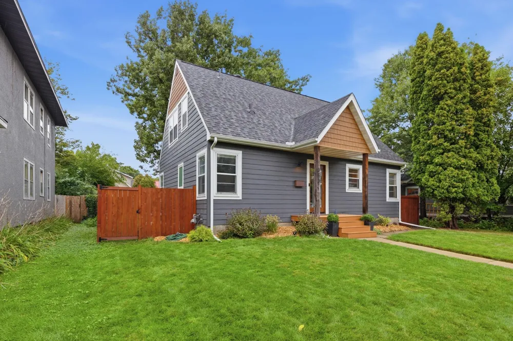 313 Vincent Avenue Minneapolis, MN 55405