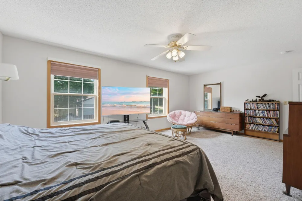 9617 Alvarado Lane Maple Grove, MN 55311