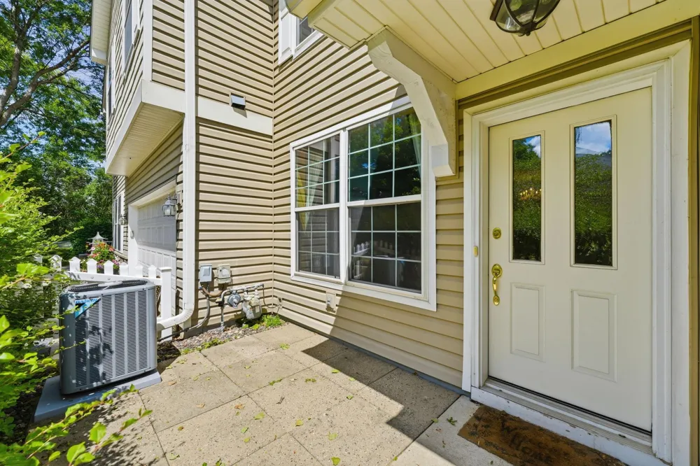 9617 Alvarado Lane Maple Grove, MN 55311