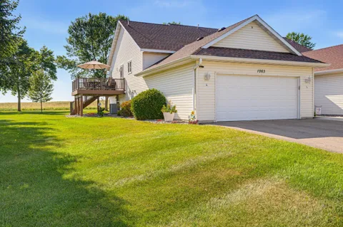 1063 Prairie View Drive SW